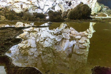 广西南宁武鸣伊岭岩溶洞风光