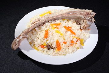 塔城風(fēng)干肉抓飯羊排抓飯