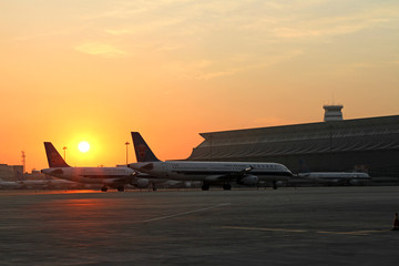 沈阳机场的清晨