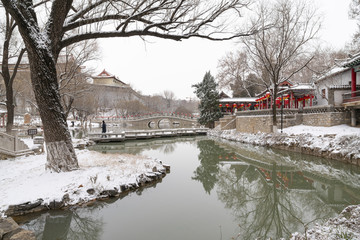 水墨园林雪景