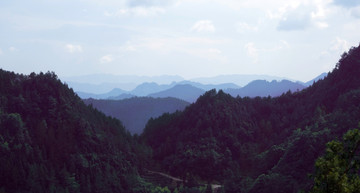 水墨远山背景