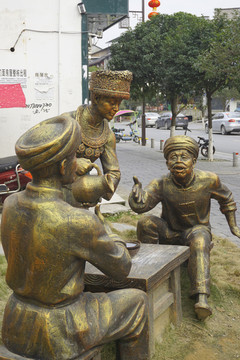 湘西土家酒文化雕塑