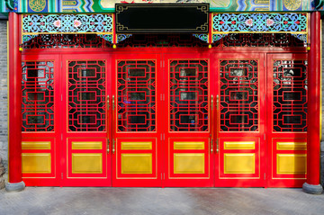 中式木雕大门