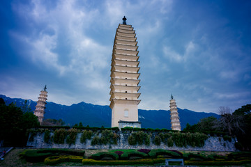 大理崇圣寺三塔