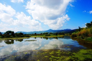 异龙湖