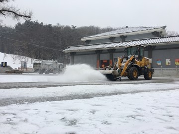 清雪车清雪