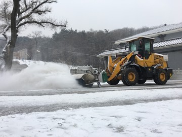 清雪车清雪