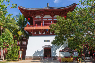 海南三亚南山游览区南山寺鼓楼