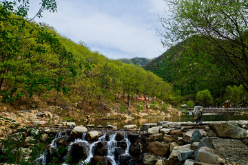 泰山西路彩石溪风光