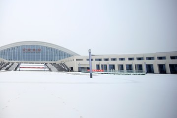 济南东站雪景