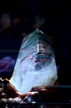 水晶原石摆件