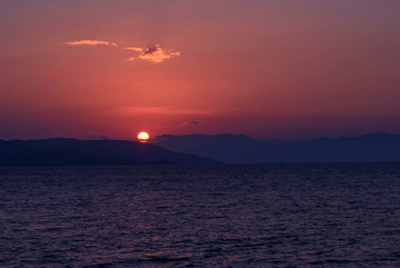 海岛夕阳