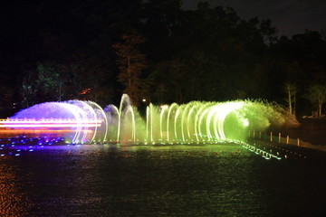 音乐喷泉佛山市顺峰山公园灯光秀