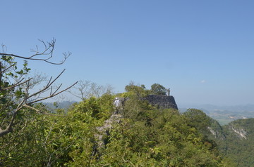 平而河古炮台