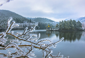 庐山雪景