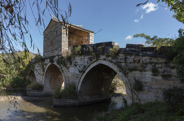 石拱橋