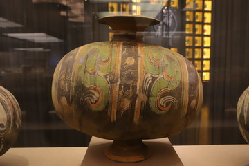 陶茧形壶