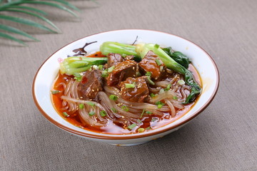 麻辣牛肉粉