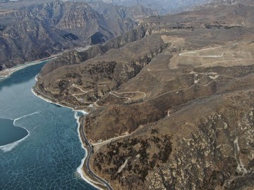 冬季山区水库