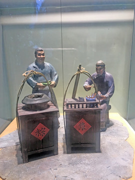 卖粽子和卖豆浆的人物模型雕像