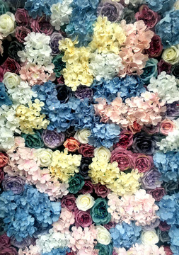 彩色的花朵背景墙