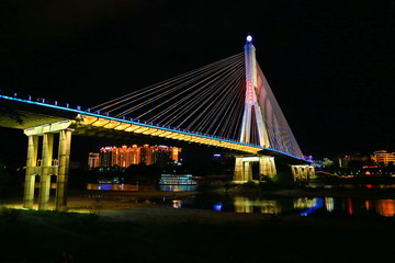 西双版纳大桥夜景
