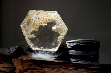 水晶原石摆件