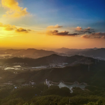 丫髻山山顶赏日落美景