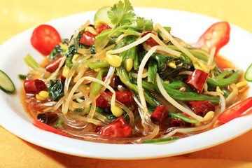 菠菜拌粉條