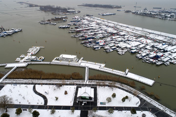 江苏淮安雪后的洪泽湖风光