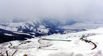 独库公路雪景