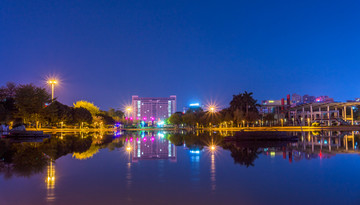 东莞中心广场夜景