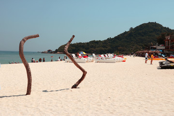 海边岛屿沙滩