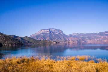 泸沽湖格姆圣山