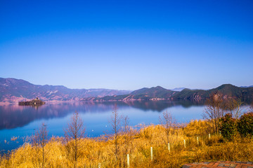 泸沽湖山水