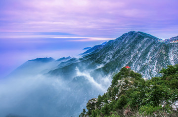 庐山观云亭云雾雪景