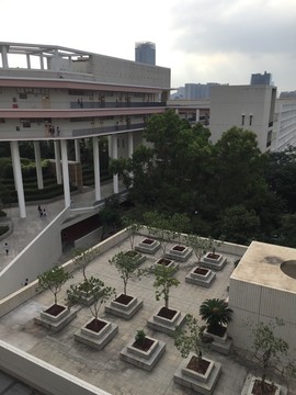 深圳大学