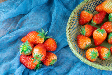 成熟的奶油草莓