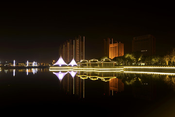 金华施光南音乐广场艺术展厅夜景