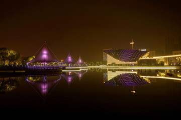 金华施光南音乐广场夜景