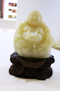 玉石弥勒佛像