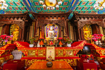 靈光寺玉佛殿佛像