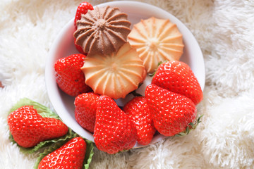 草莓与甜点