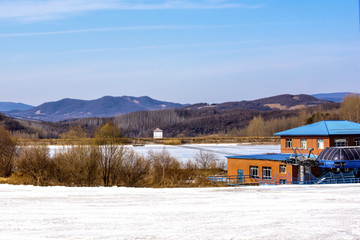 山村远山