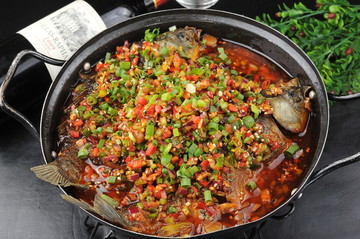信陽(yáng)烤鯽魚
