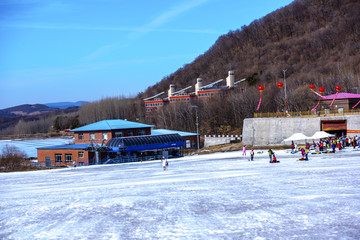 雪景山村