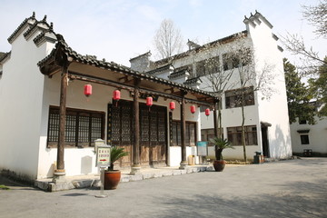 雷家大院