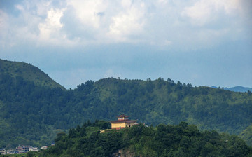 远山景色