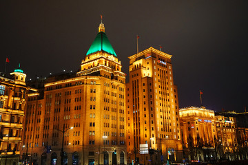 上海外滩夜景老建筑的灯光