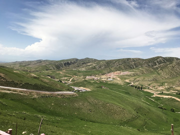 新疆夏季牧场